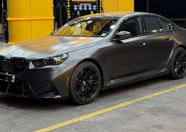 BMW M5 2025 — фото 1