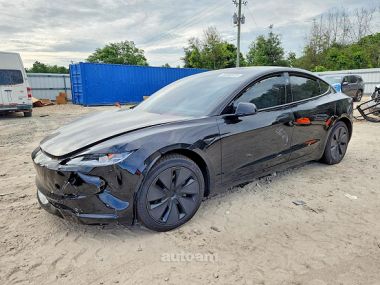 Tesla Model 3  2025 
