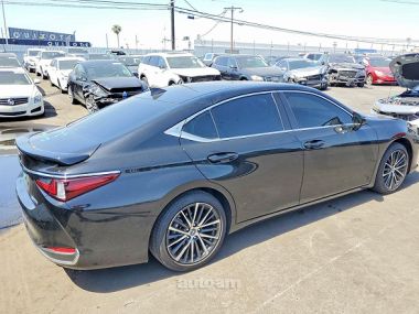 Lexus ES 350  2025 