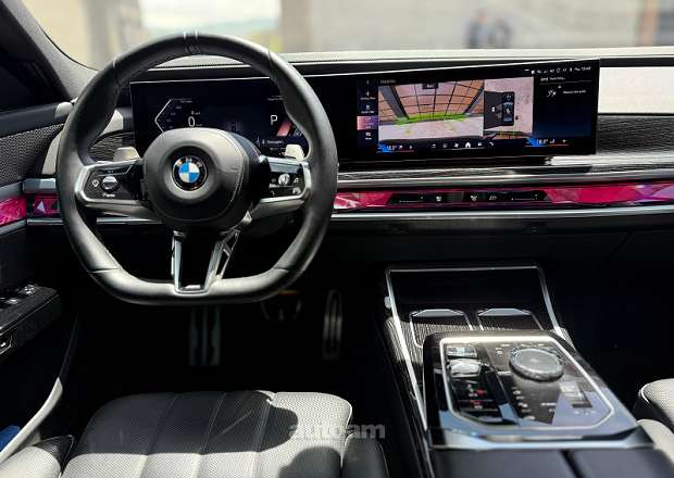 BMW 740