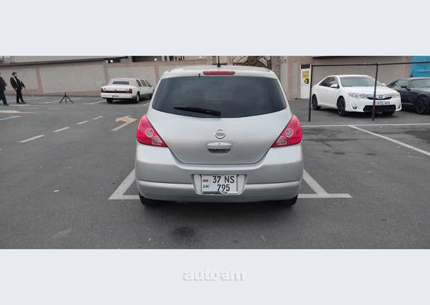 Nissan Tiida 2006 — լուսանկար 3