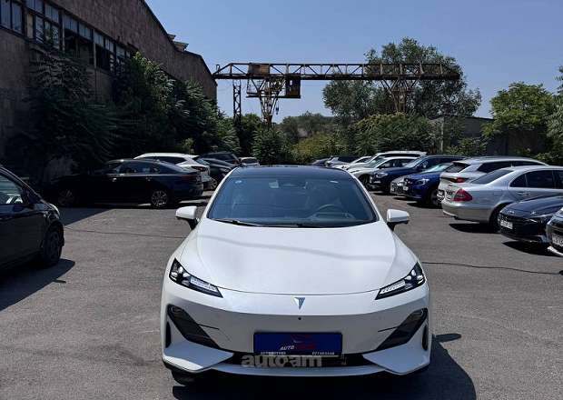 Changan Deepal SL03 2026 — photo 2