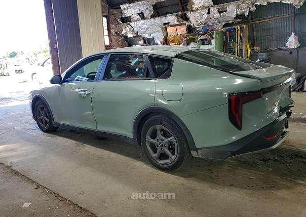 Kia K4