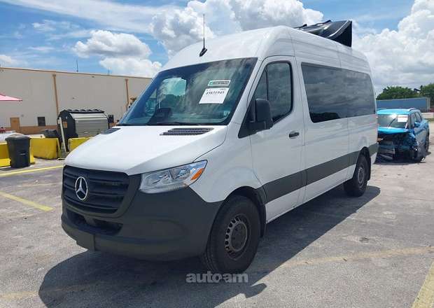 Mercedes-Benz Sprinter