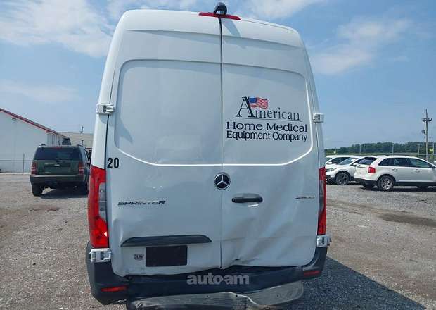 Mercedes-Benz Sprinter