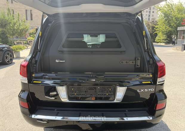 Lexus LX 570 2014 — photo 4