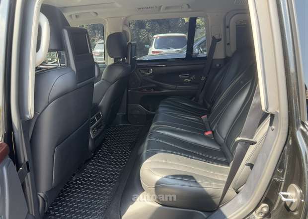 Lexus LX 570 2014 — photo 8