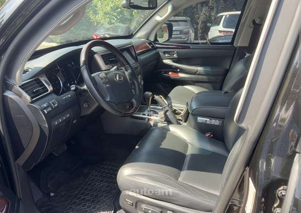 Lexus LX 570 2014 — photo 7
