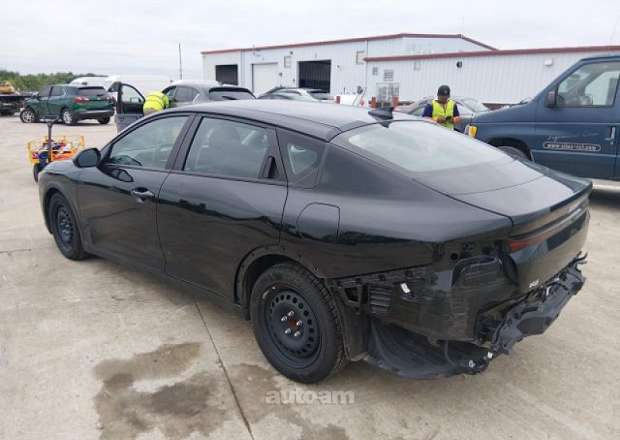 Kia K4