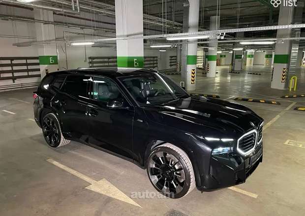 BMW XM