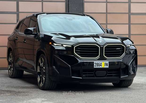 BMW XM 2023 — photo 2
