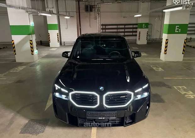BMW XM
