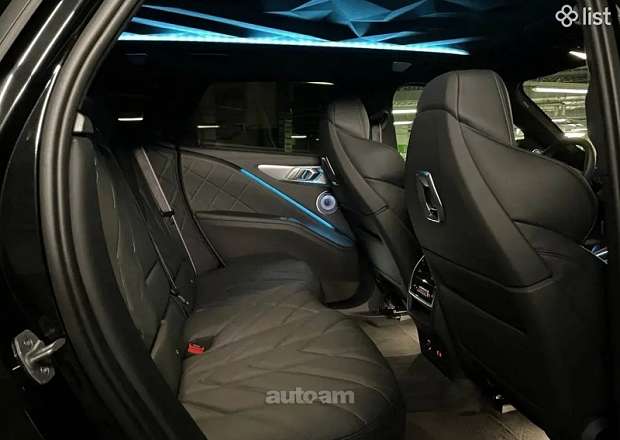 BMW XM