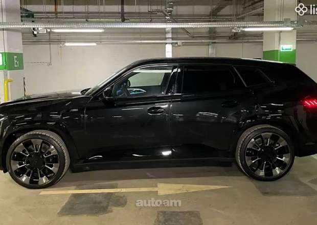 BMW XM