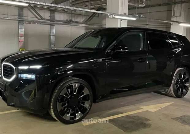 BMW XM