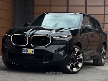 BMW XM  2023 