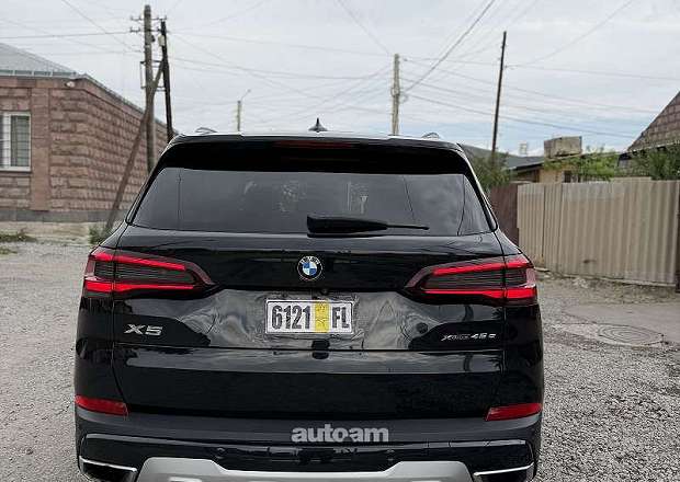 BMW X5 2021 — լուսանկար 4