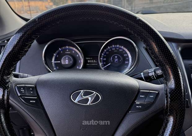 Hyundai Sonata 2012 — լուսանկար 3