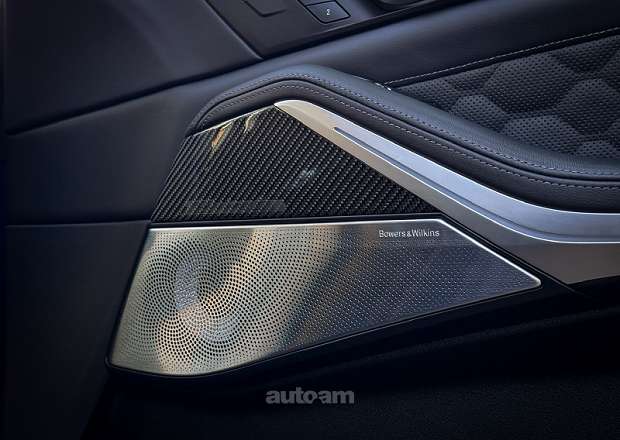 BMW X5 M 2020 — фото 10