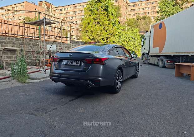 Nissan Altima 2019 — լուսանկար 3