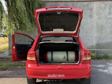 Opel Astra  1999 