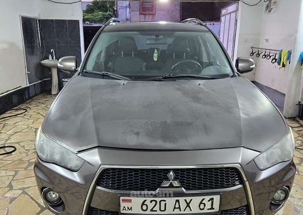 Mitsubishi Outlander 2010 — լուսանկար 1