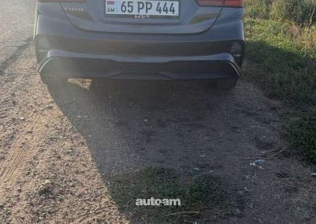 Kia Forte 2023 — լուսանկար 1