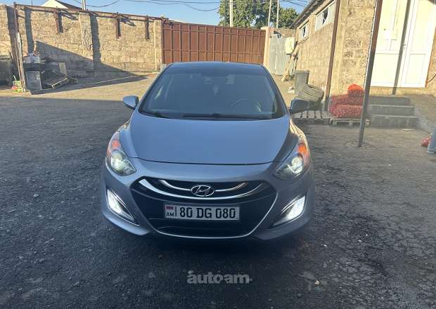 Hyundai Elantra 2013 — photo 1