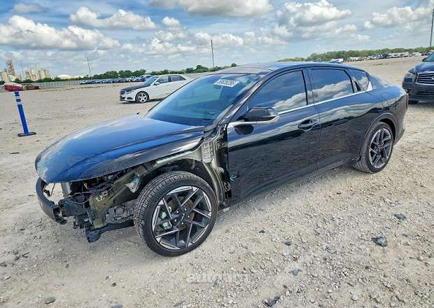 Kia K4