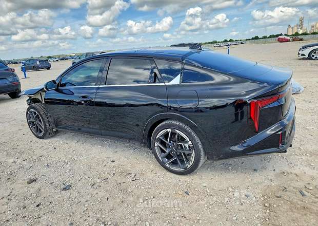 Kia K4