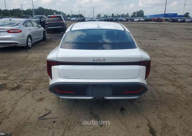 Kia K4