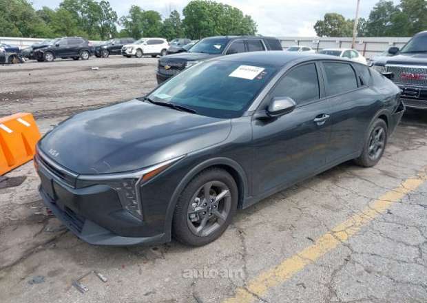 Kia K4