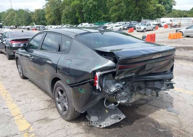 Kia K4