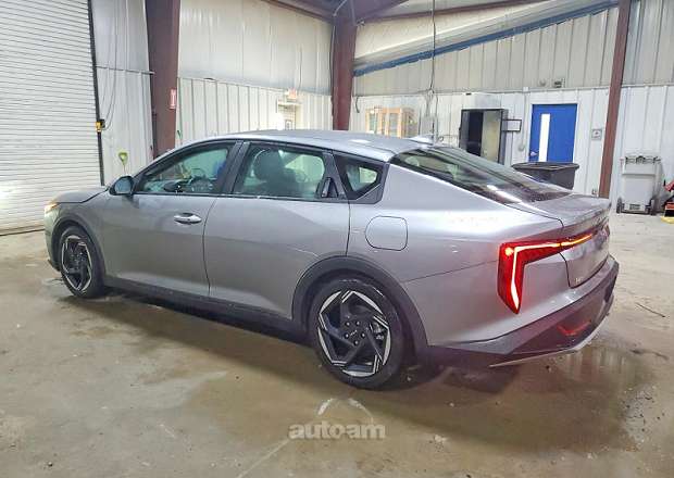 Kia K4