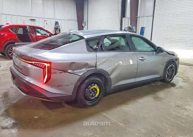 Kia K4