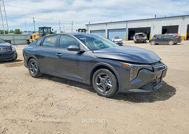 Kia K4