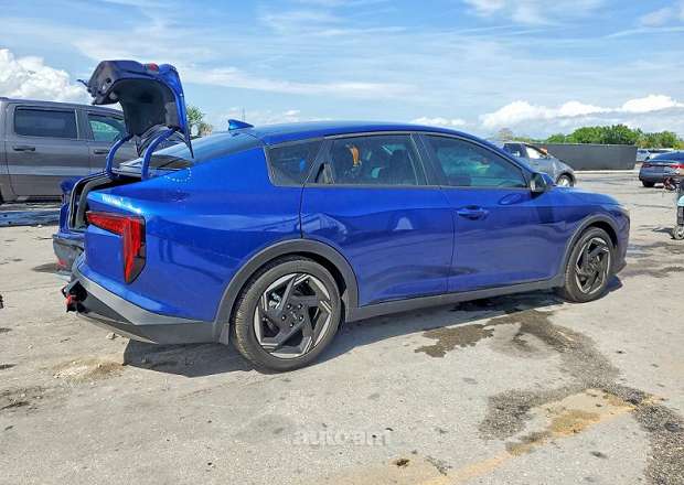Kia K4