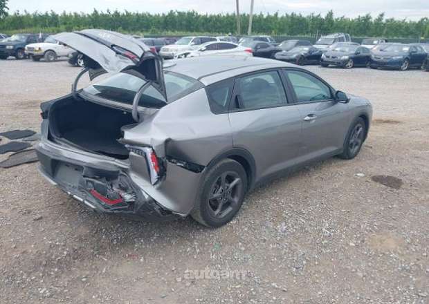 Kia K4