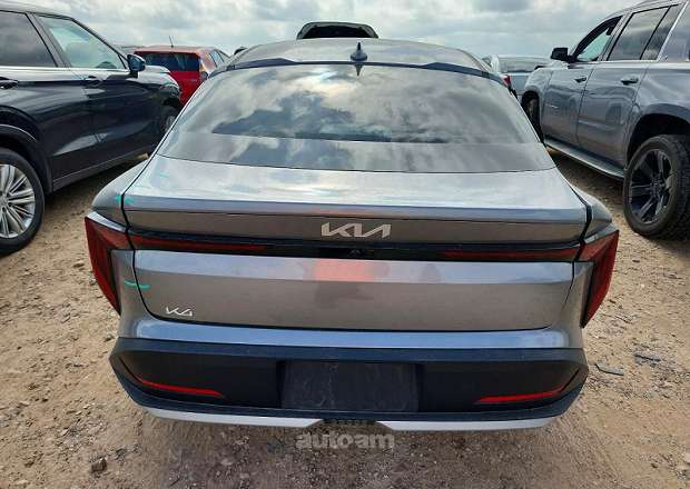 Kia K4