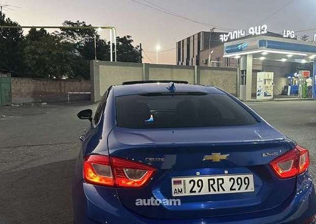 Chevrolet Cruze 2017 — լուսանկար 2