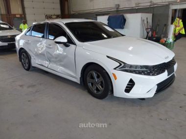 Kia K5  2022 
