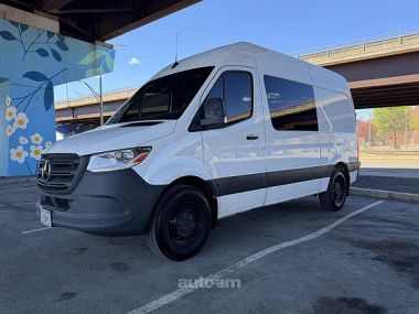 Mercedes-Benz Sprinter  2023 
