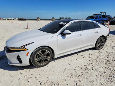 Kia K5  2021 