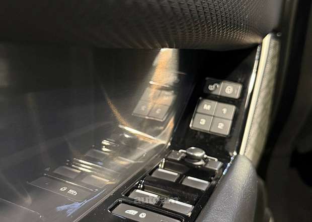 Land Rover Range Rover Velar 2018 — լուսանկար 7