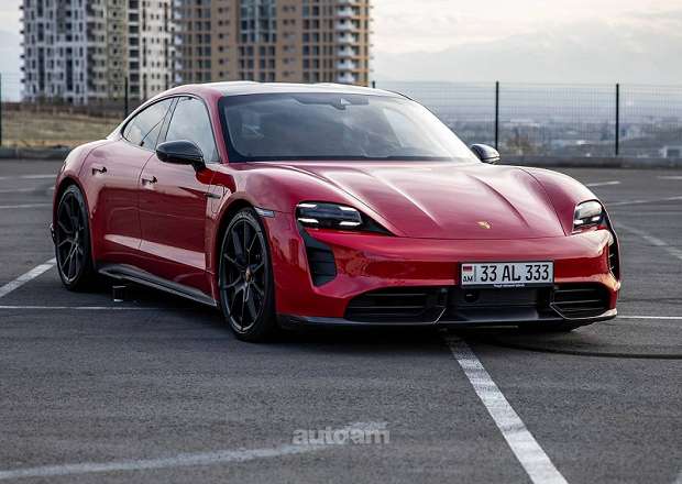 Porsche Taycan