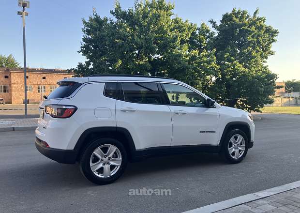 Jeep Compass 2022 — լուսանկար 2