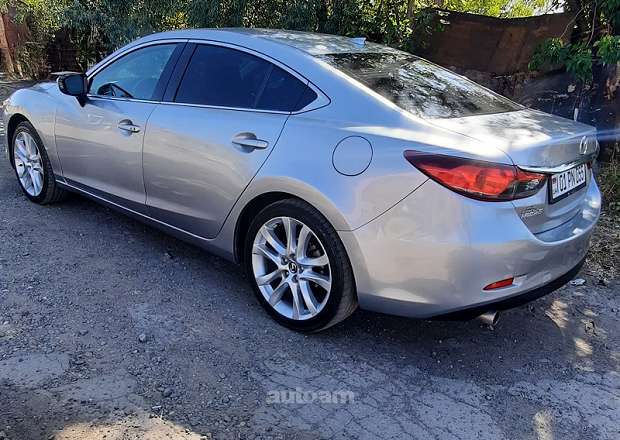 Mazda 6 2013 — լուսանկար 9
