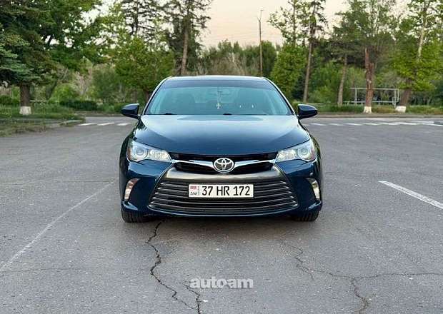 Toyota Camry 2017 — լուսանկար 3