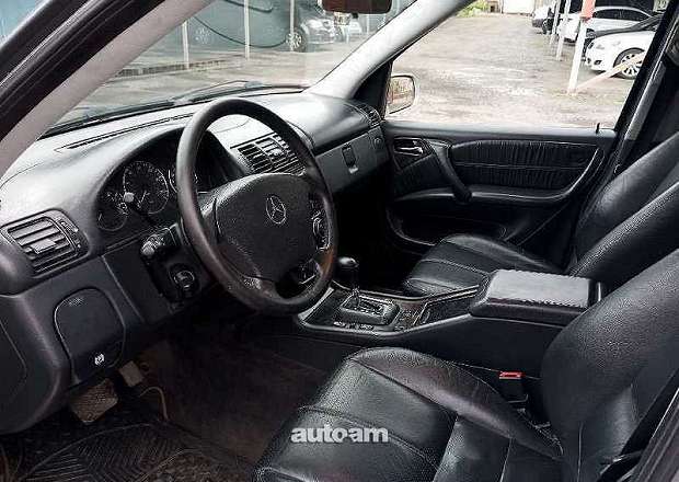 Mercedes-Benz ML 350 2004 — լուսանկար 8
