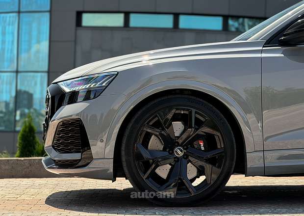Audi RSQ8 2023 — фото 15